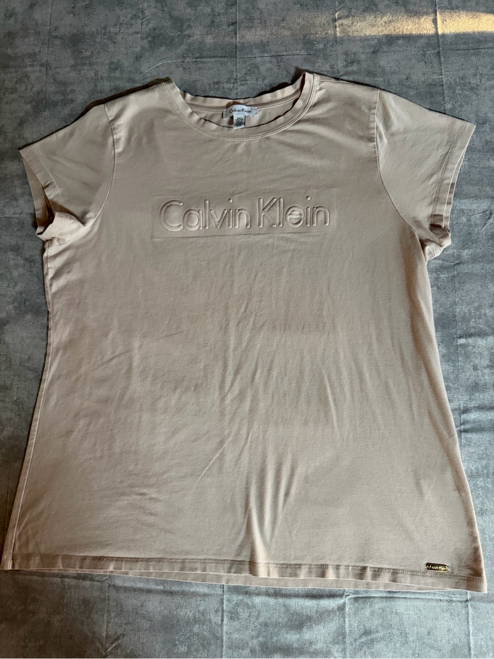 Calvin Klein Women’s Blush Pink Embossed Logo T-Shirt XL
